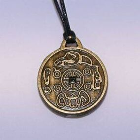 ádh mór amulet pendant