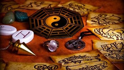 Conas talisman a dhéanamh le haghaidh dea-ádh le do lámha féin